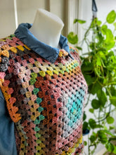Load image into Gallery viewer, Multicolor Wool Blend Vest