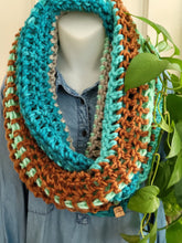 Load image into Gallery viewer, Infinity Cowl