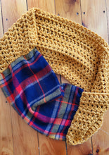 Load image into Gallery viewer, Navy and Mustard Plaid