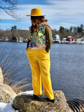 Load image into Gallery viewer, Silk and Hand Crochet Sweater Vest