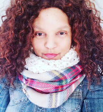 Load image into Gallery viewer, Winter Wonderland Infinity Scarf